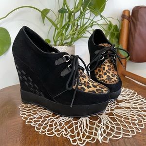 Bettie Page black and leopard creeper heels